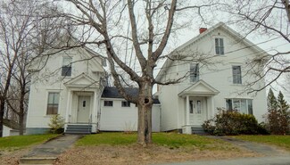 10 High St, Milo, ME 04463