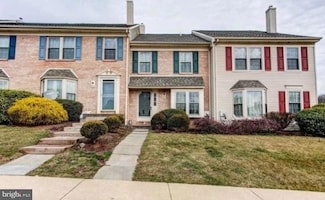 527 Maple Glen Cir, Pottstown, PA 19464