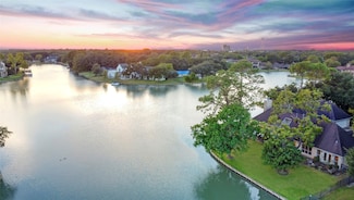 802 San Marino St, Sugar Land, TX 77478