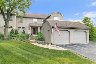 519 Old Barn Rd, Lake Barrington, IL 60010