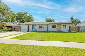 18013 SW 89th Place, Palmetto Bay, FL 33157