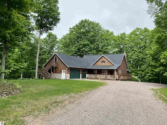 2625 Wild Coyote Dr, Interlochen, MI 49643