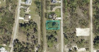 526 Beach Ave S, Lehigh Acres, FL 33974