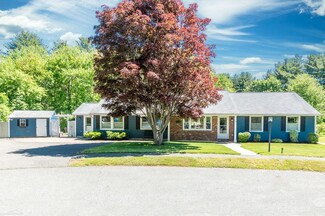 13 Cherry Rd, Beverly, MA 01915