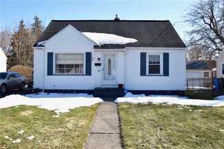 75 Ashwood Dr, Rochester, NY 14609