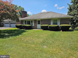 11926 Turners Ln, Hagerstown, MD 21742