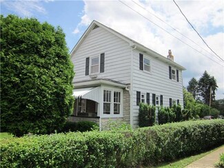 1221 Kepple Ave, Vandergrift, PA 15690