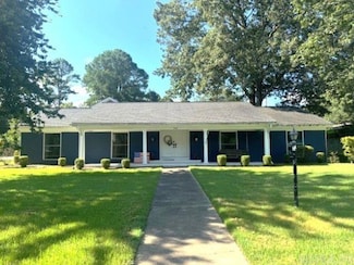 146 Westminster Dr, Monticello, AR 71655