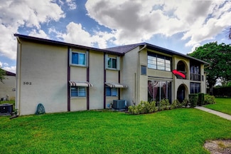 302 Pine Ridge Cir Unit A-2, Greenacres, FL 33463