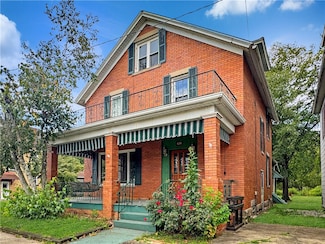 426 Beaver St, Wampum, PA 16157