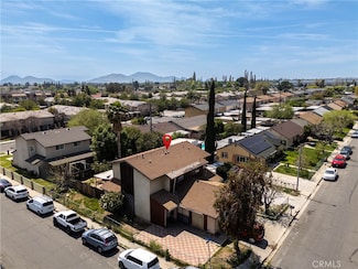 161 W Wilson St, Rialto, CA 92376
