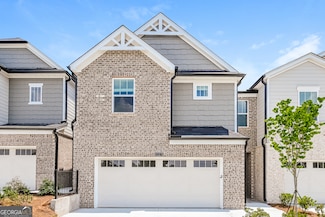 1327 Sunny Lake Dr, Lawrenceville, GA 30043
