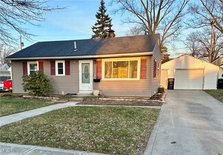 333 Olive St, Elyria, OH 44035