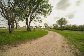 23249 NW Mitchell Rd, Garnett, KS 66032