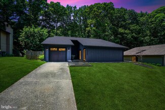 12306 Mulberry Ct, Woodbridge, VA 22192