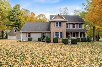 4969 Beechwood Dr, Greenville, OH 45331