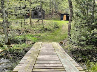 233 Brook Rd, Chelsea, VT 05038
