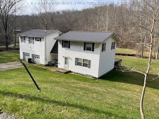 2736 Big Creek Rd, Hamlin, WV 25523