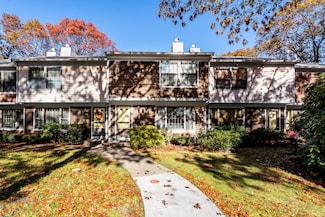 195 Falmouth Rd Unit 9D, Mashpee, MA 02649