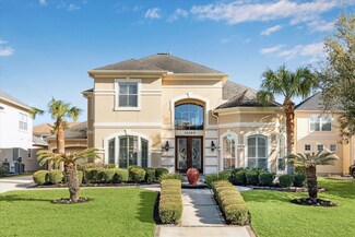 14206 Quiet Bluff Ln, Houston, TX 77077