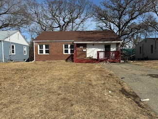 619 Palmer Place, Des Moines, IA 50315