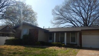 11615 Mehl Ave, Florissant, MO 63033