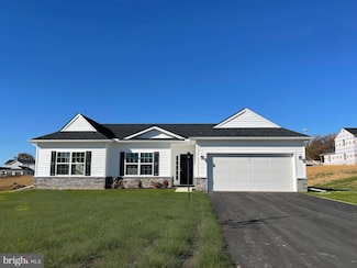 409 Lavender Ln, Lebanon, PA 17042