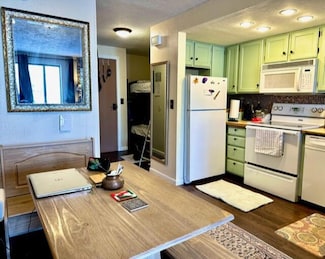 464 N Highway 143 Unit b106, Brian Head, UT 84719