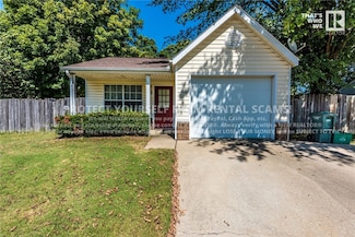 3206 W Oakfield St, Fayetteville, AR 72704