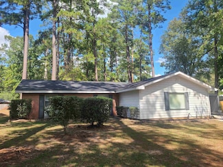 155 Cinnamon Oak St, Jasper, TX 75951