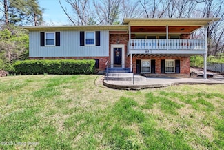 9211 Wildwood Ln, Louisville, KY 40272