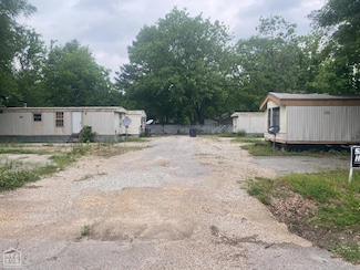 212 Pecan St, Jonesboro, AR 72401