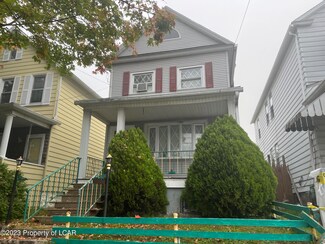 76 Chapel St, Wilkes Barre, PA 18702