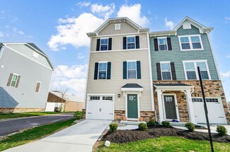 15 Wentworth Ln, Deer Park, OH 45236