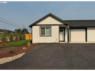 3619 Green River Rd, Sweet Home, OR 97386