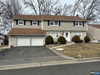 870 Louisa St, Union, NJ 07083