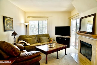 5824 Oak Bend Ln Unit 108, Oak Park, CA 91377