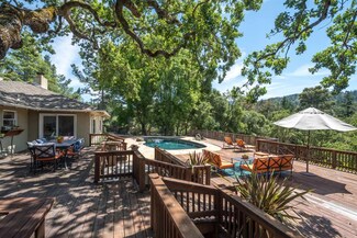 1390 Westridge Dr, Portola Valley, CA 94028