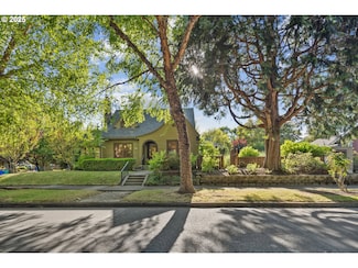 2711 NE 28th Ave, Portland, OR 97212