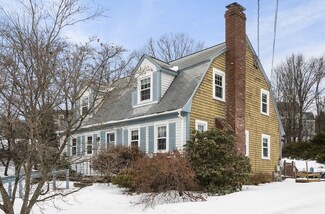 341 Martins Pond Rd, Groton, MA 01450