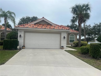 4957 San Pablo Ct, Naples, FL 34109