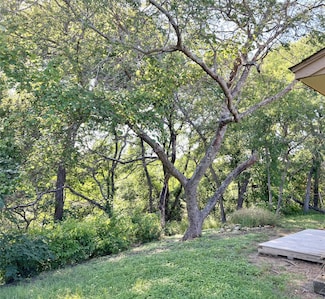 117 Redbud Ct, Waxahachie, TX 75165