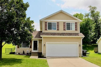 2501 E Porter Ave, Des Moines, IA 50320