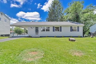 3734 Long Meadow Ave NW, Roanoke, VA 24017