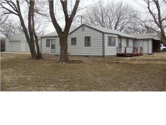 1005 N Olive St, Leon, KS 67074