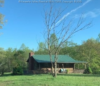 Rt 68 Rt 68 3 Rear, Harts, WV 25524