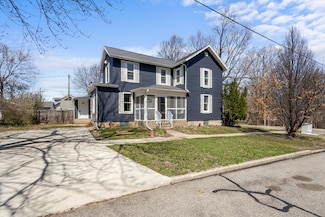 416 Center St, South Haven, MI 49090