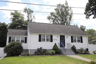 47 Magnolia St, Saugus, MA 01906