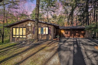 6858 Morgan Rd E, Battle Creek, MI 49017