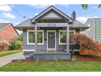 3214 SE Lincoln St, Portland, OR 97214
